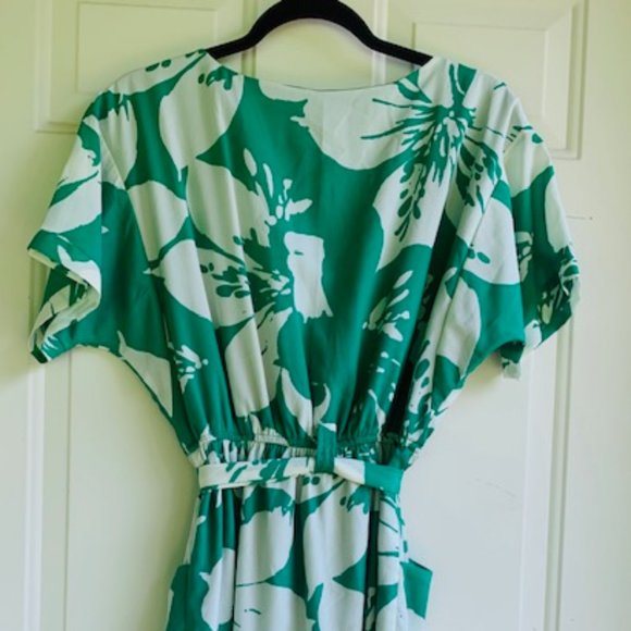 New Direction Green/White Tie Waist Floral Dress - Picture 3 of 8